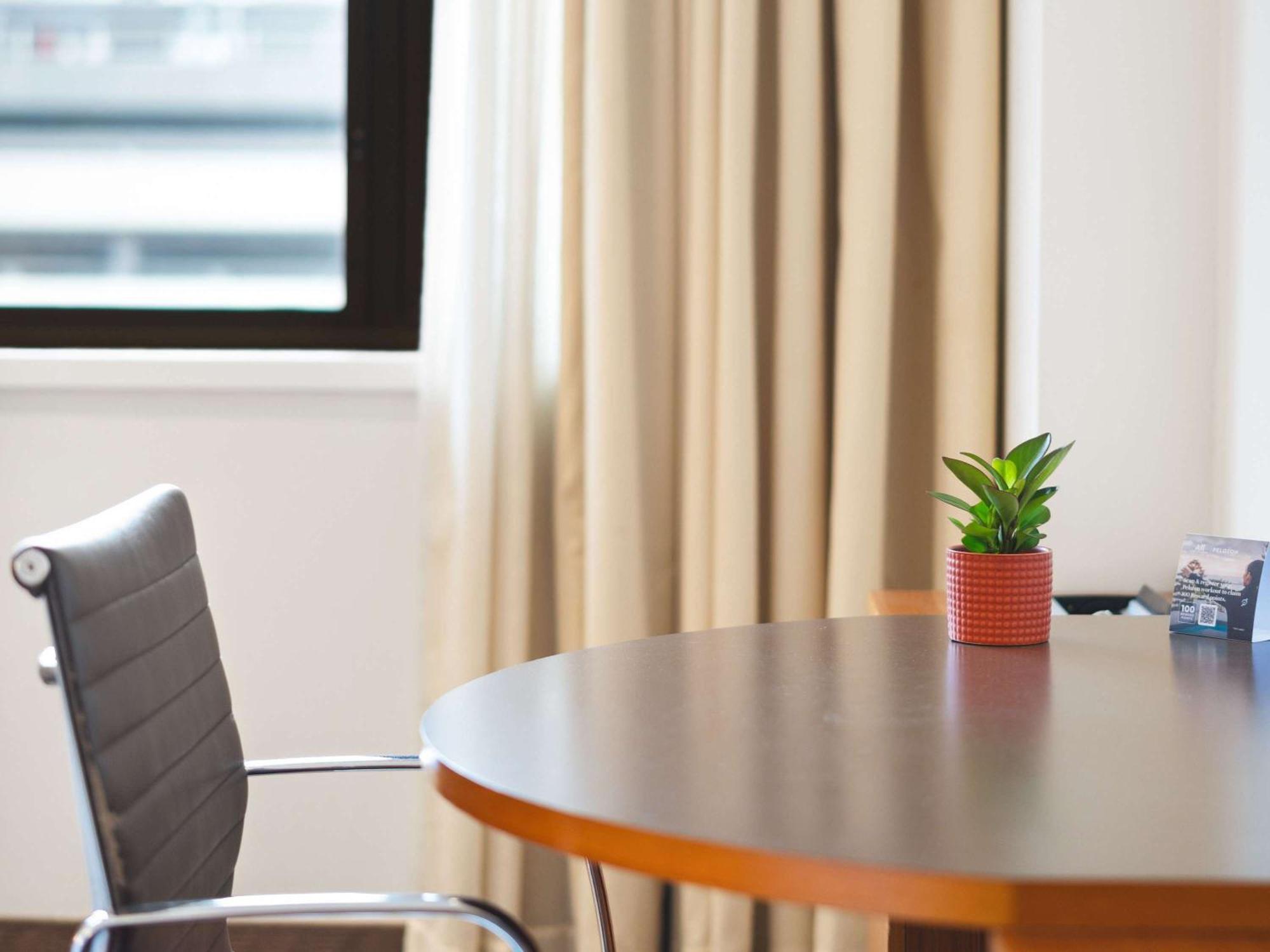 Novotel Canberra Eksteriør billede